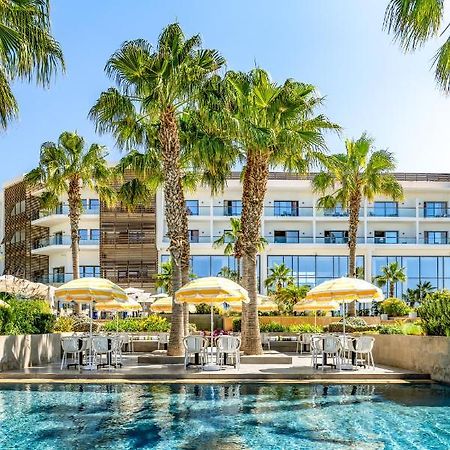 Hyatt Place Taghazout Bay Ngoại thất bức ảnh The hotel's pool area
