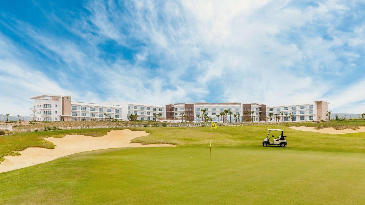 Hyatt Place Taghazout Bay Ngoại thất bức ảnh Golf course at the resort