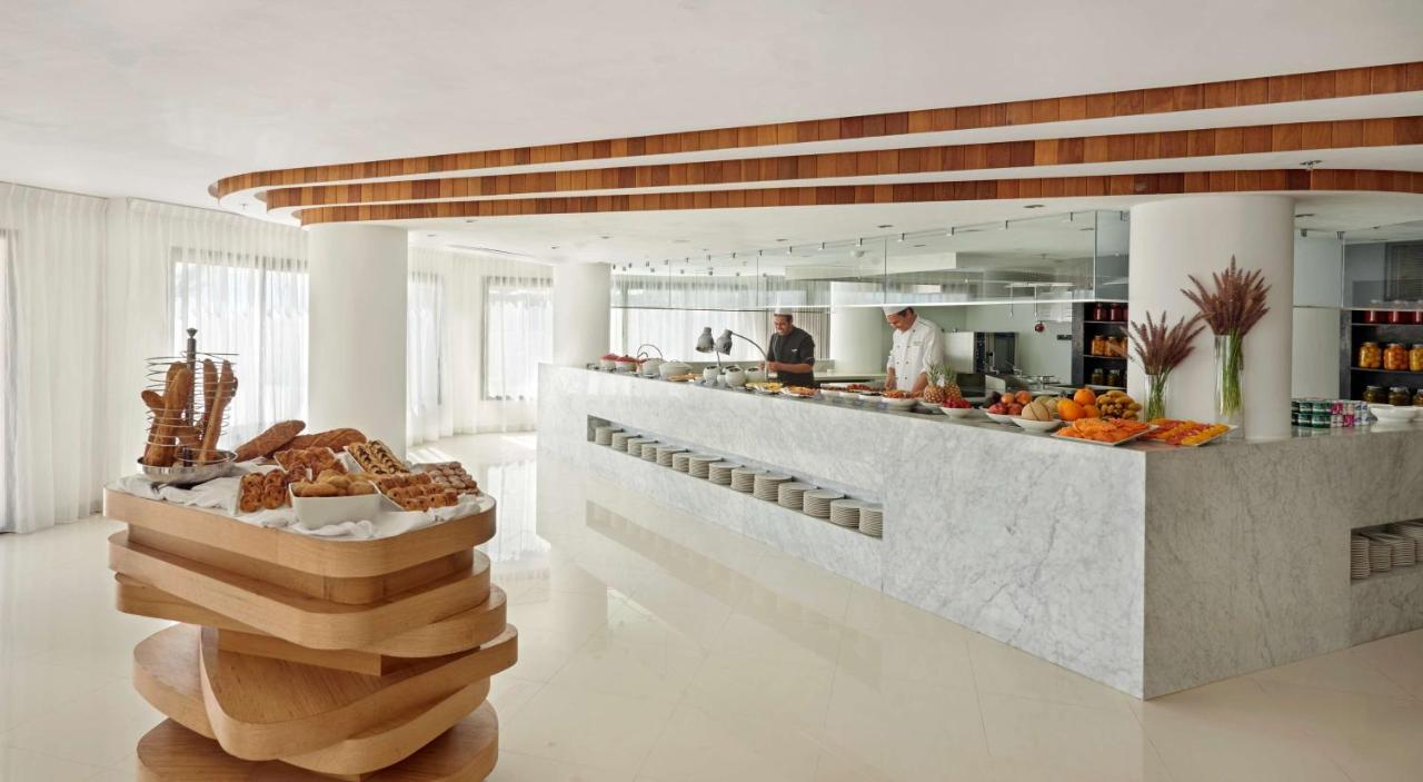 Hyatt Place Taghazout Bay Ngoại thất bức ảnh The buffet at the hotel