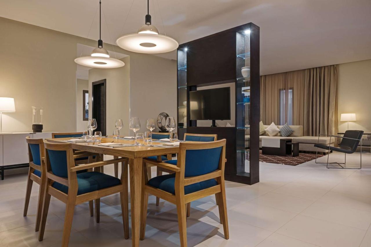 Hyatt Place Taghazout Bay Ngoại thất bức ảnh A suite at the hotel
